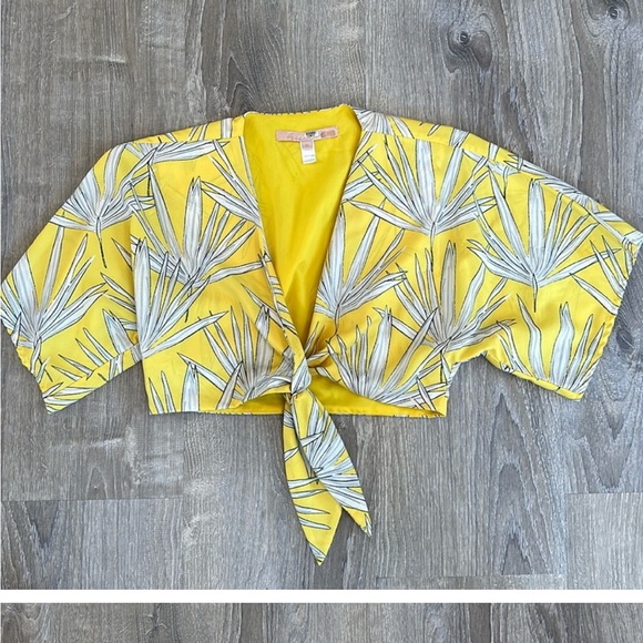 HUTCH Yellow Palm Leaf Tie Front Cropped Top - Picture 2 of 7